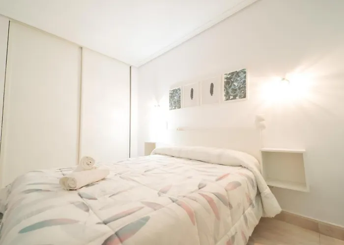 Chalet En Aguadulce Con Piscina Privada